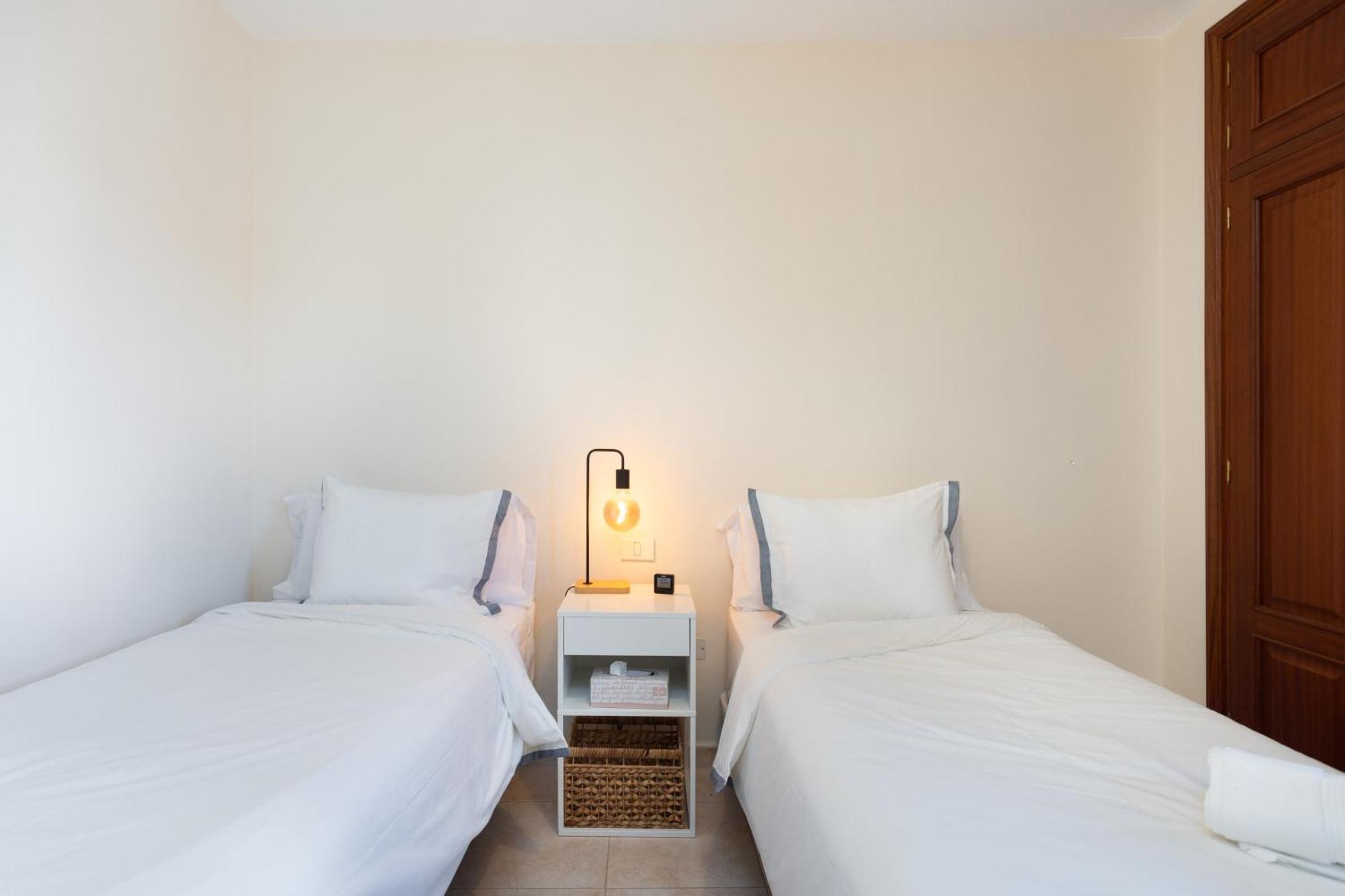 Home2Book Design & Luminous Apt Santa Cruz Center מראה חיצוני תמונה