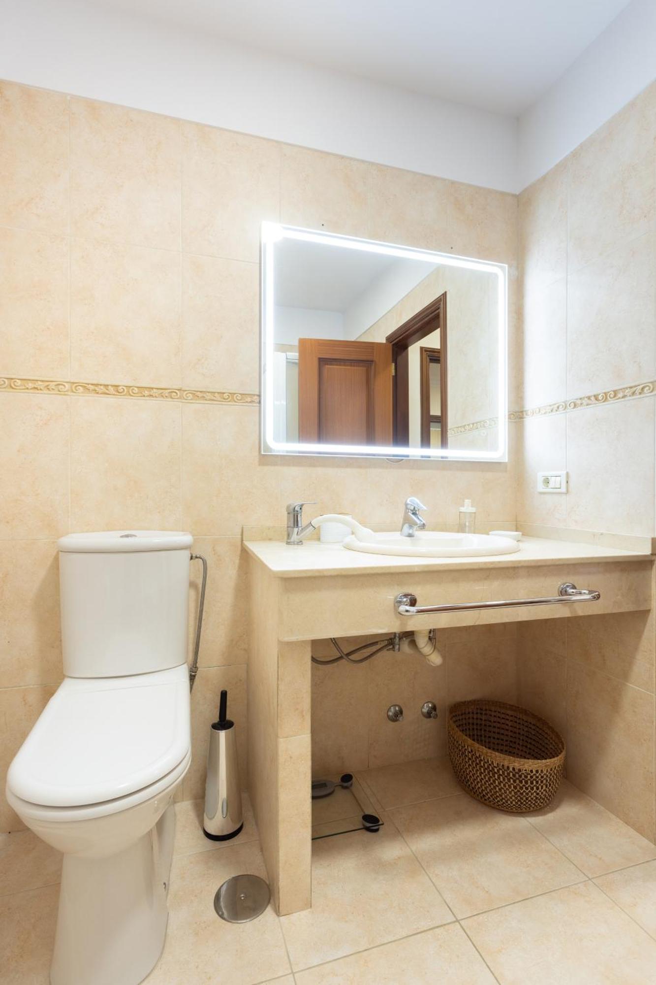 Home2Book Design & Luminous Apt Santa Cruz Center מראה חיצוני תמונה